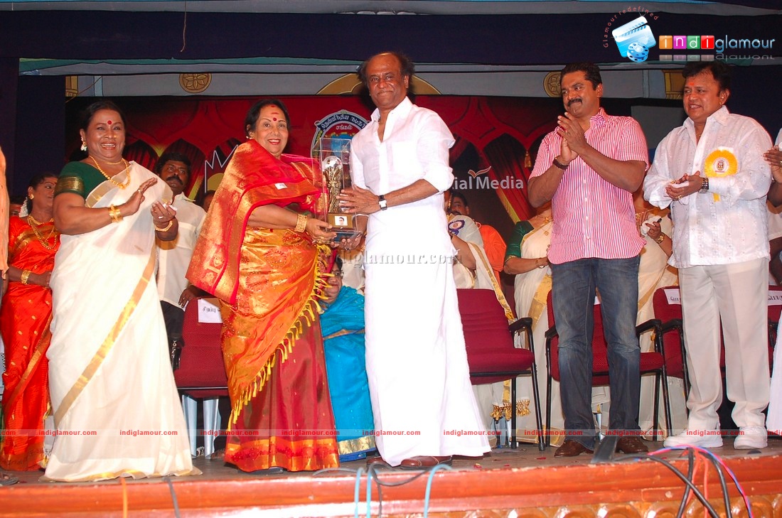Rajini at Ninaivalaigal Final Day Event hd photo